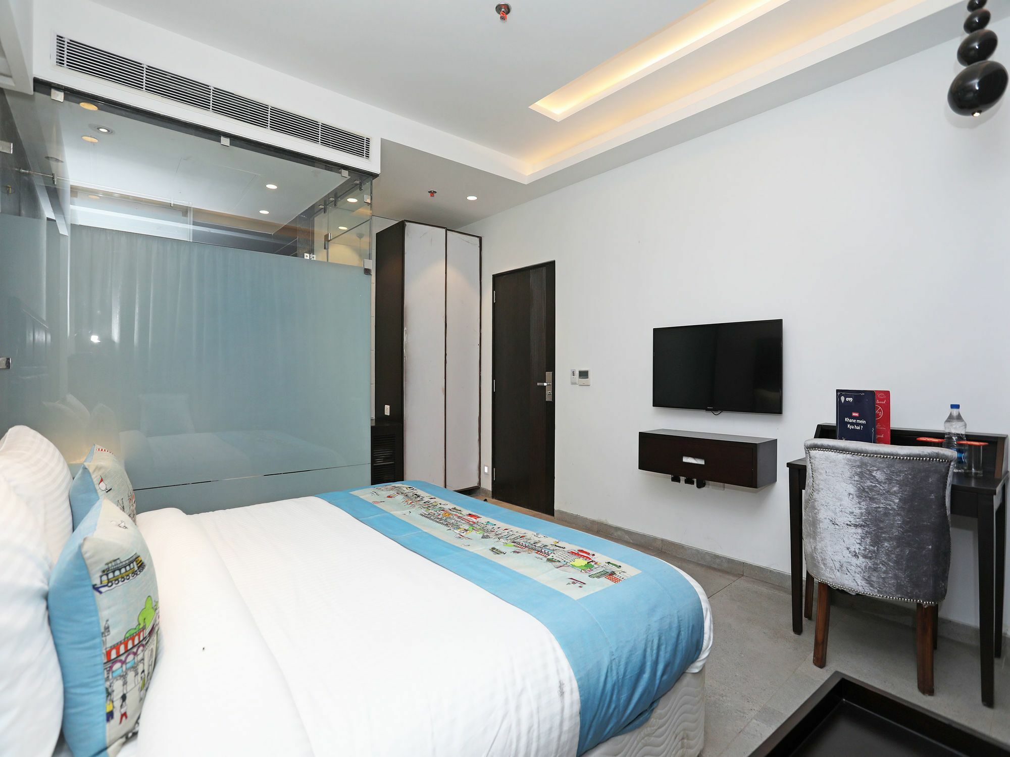 Oyo 11071 Tisya Hotel