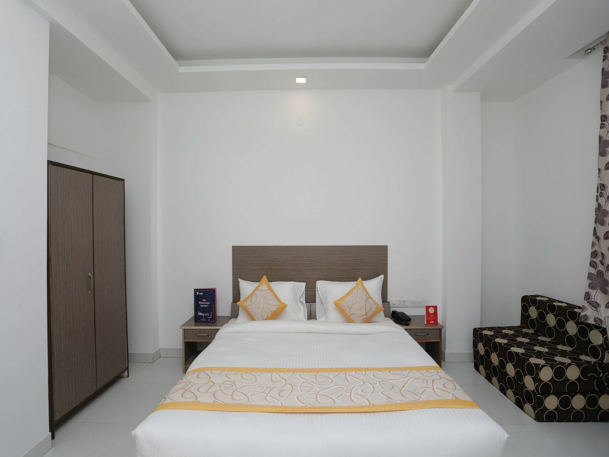 Oyo Qubic Hotel