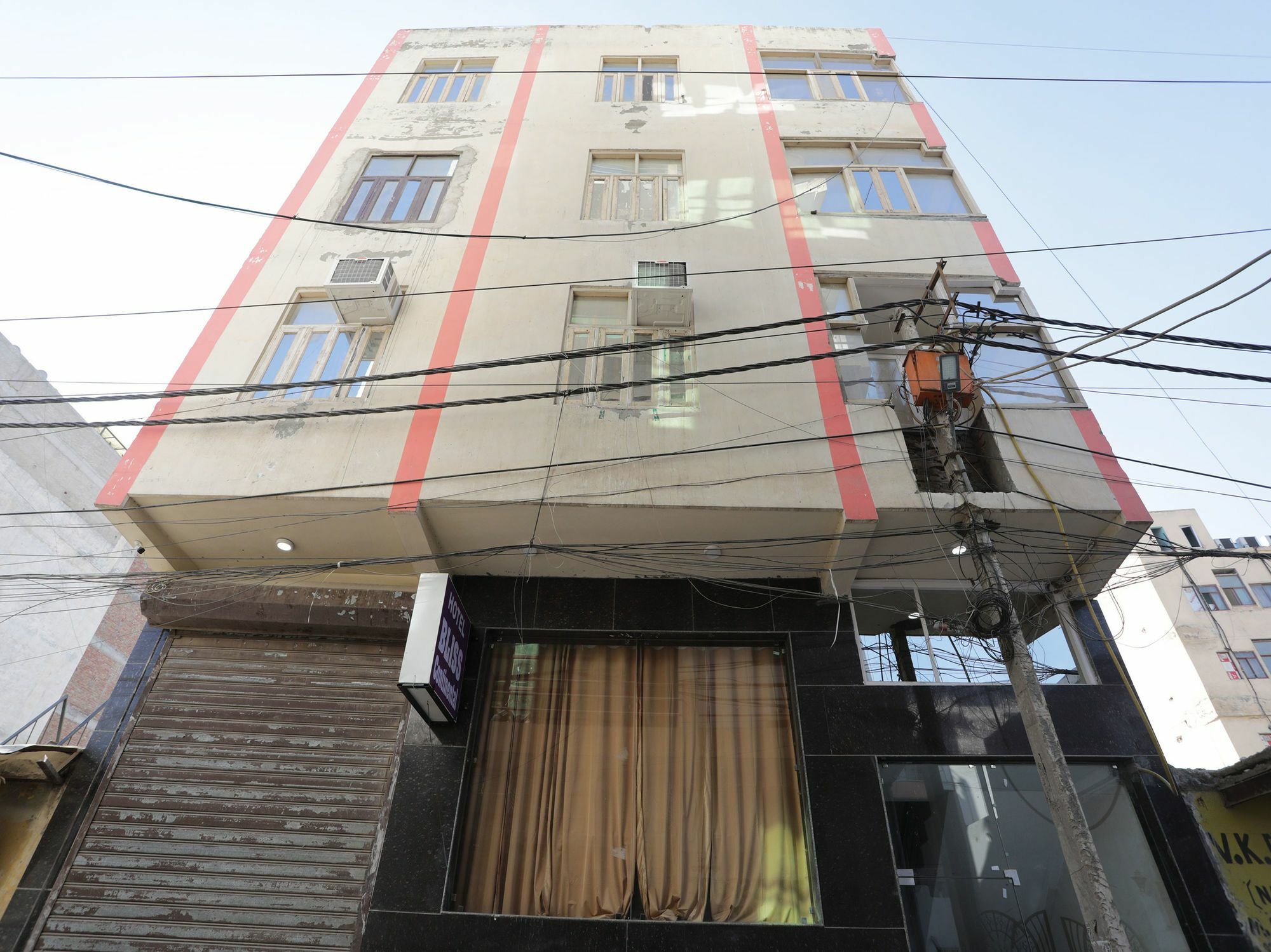 Oyo Qubic Hotel New Delhi