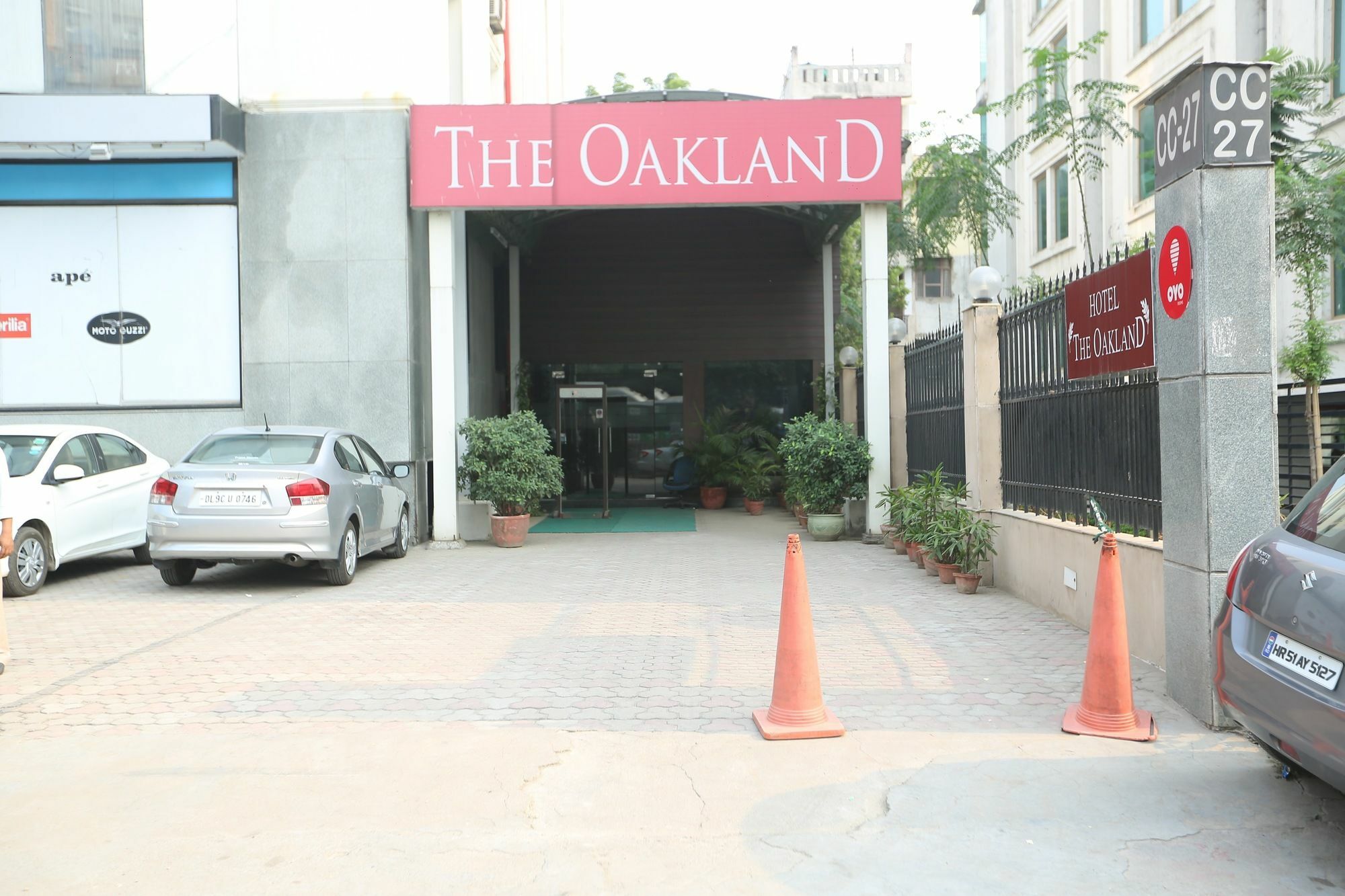 The Oakland Plaza By Orion Inn