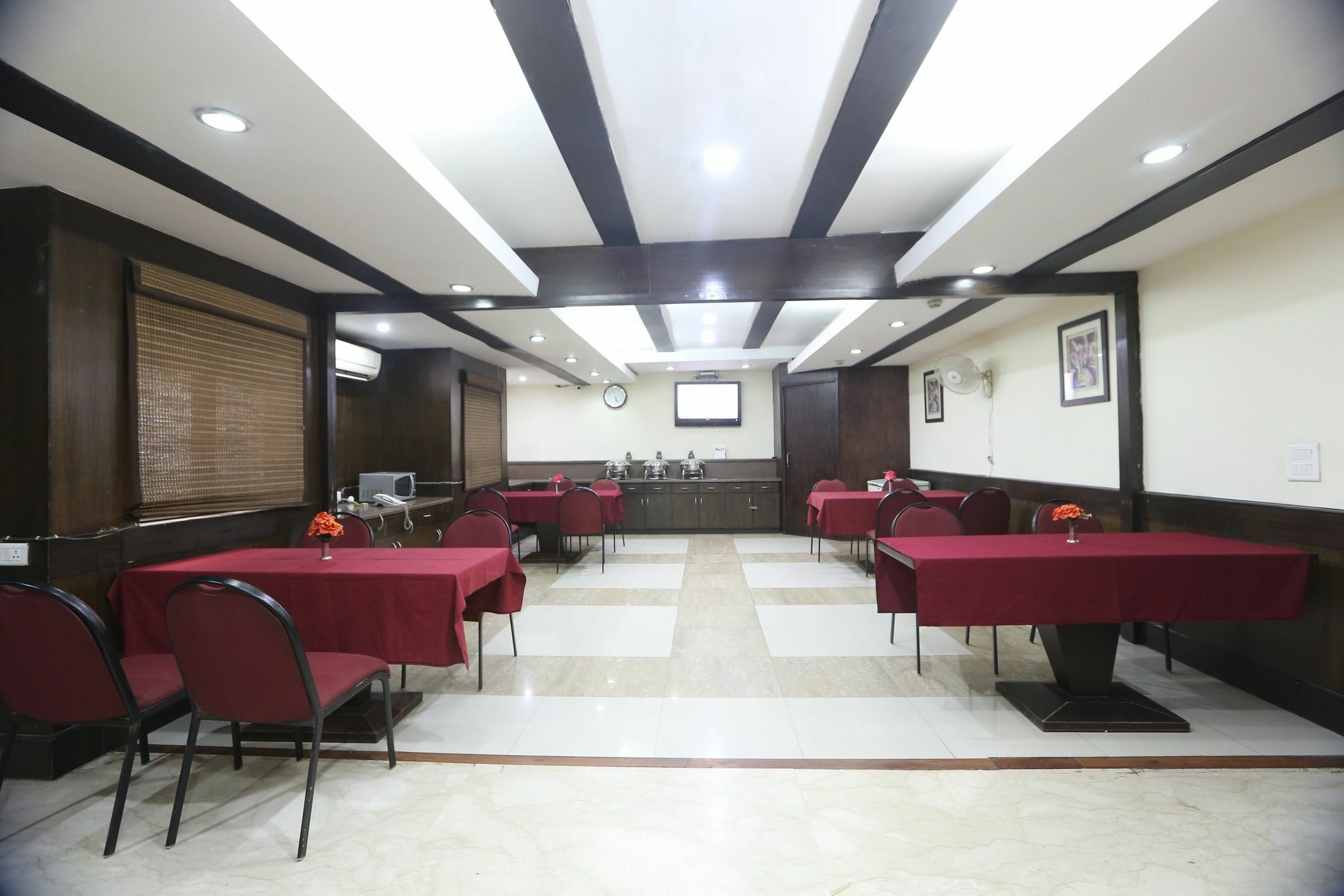 The Oakland Plaza By Orion Inn