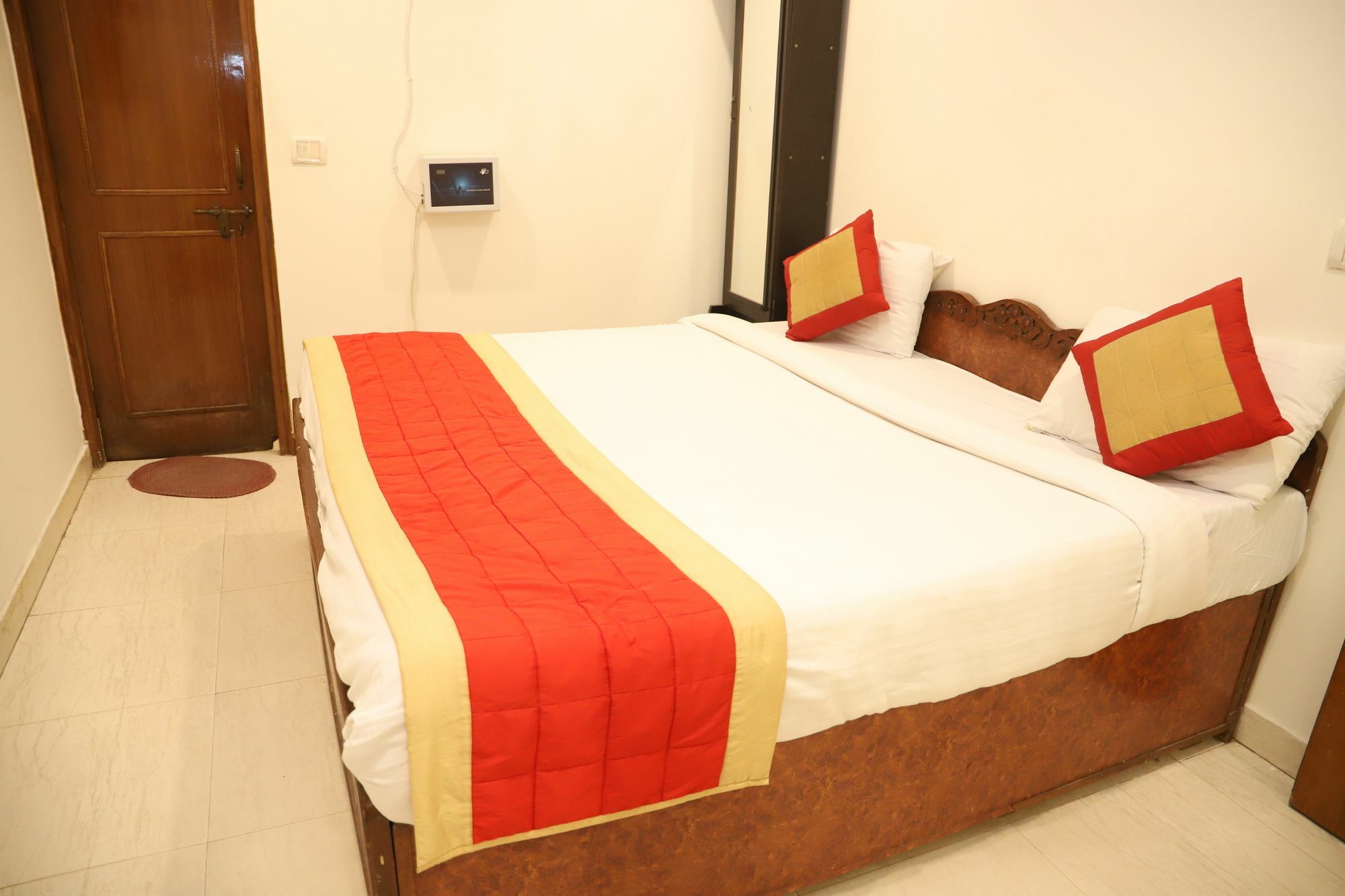 Sherawat Hotel