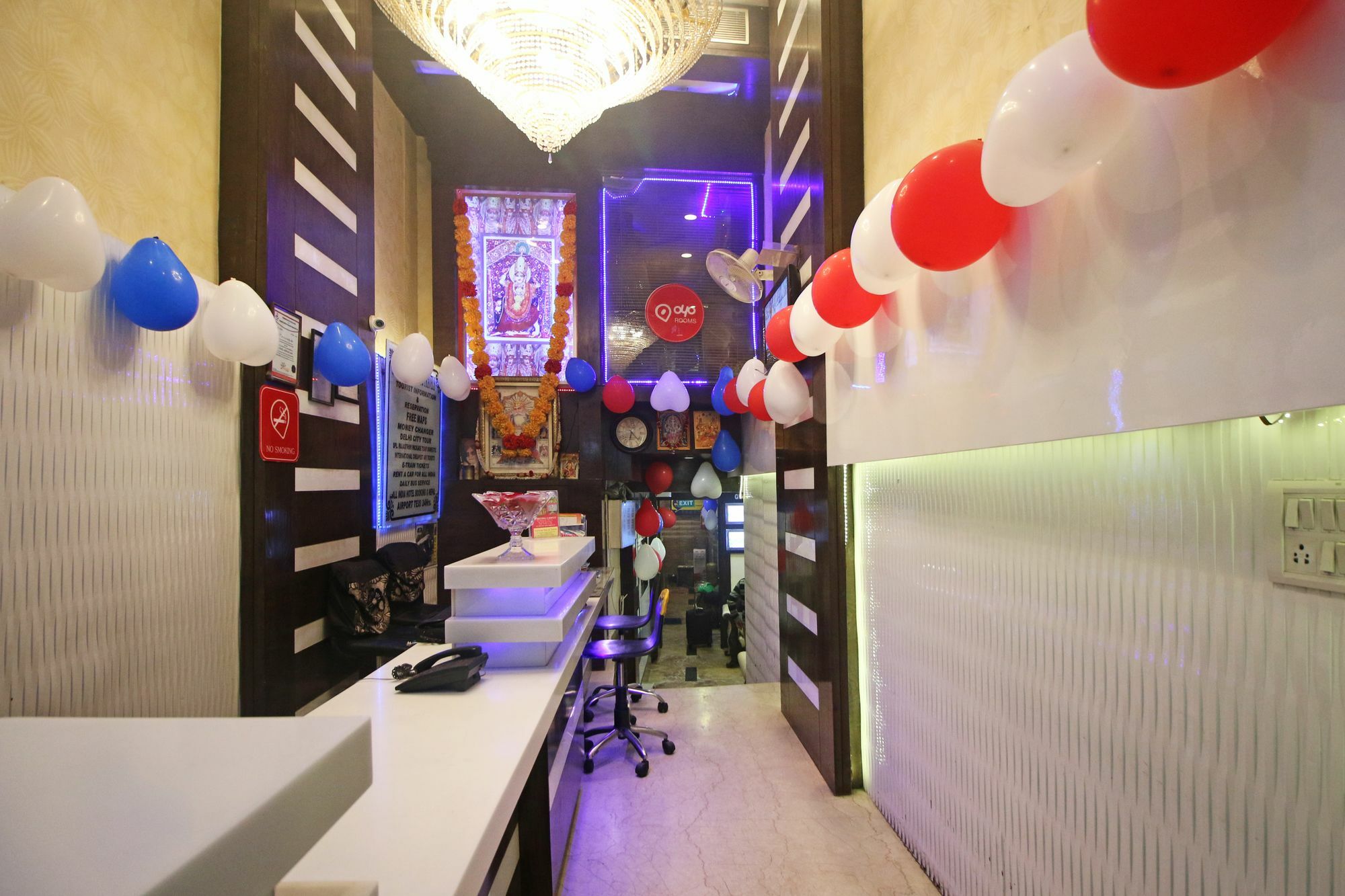 Hotel Oyo 2894 Guru Vas 2*