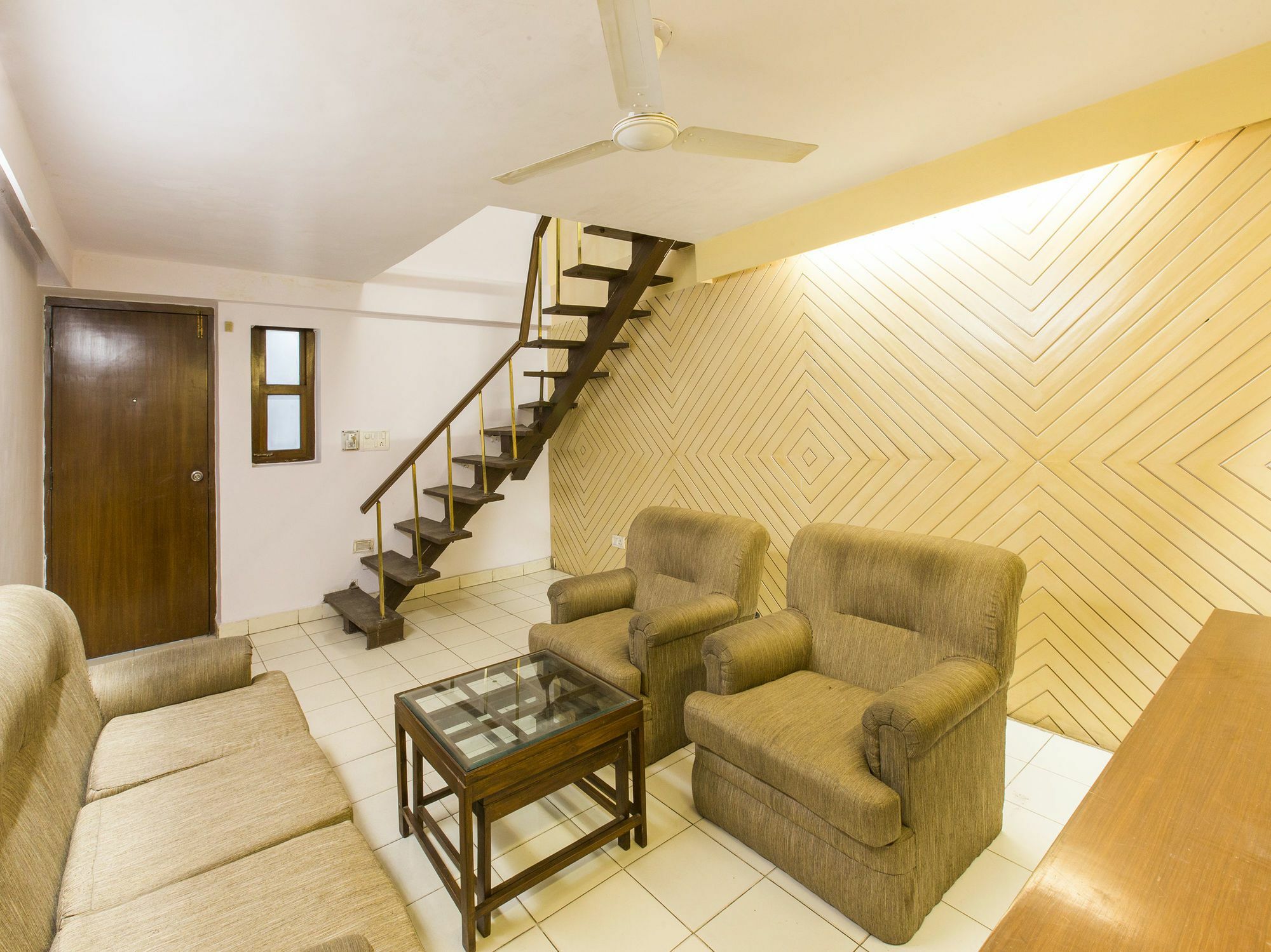 Oyo 15515 Landmark 3*