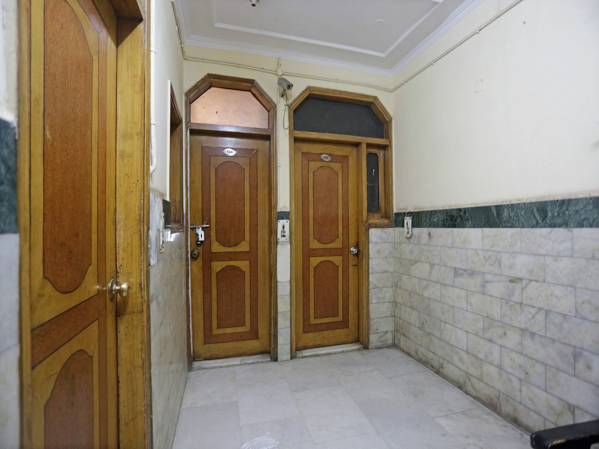 Hotel Oyo 13277 Neelam Palace 2*