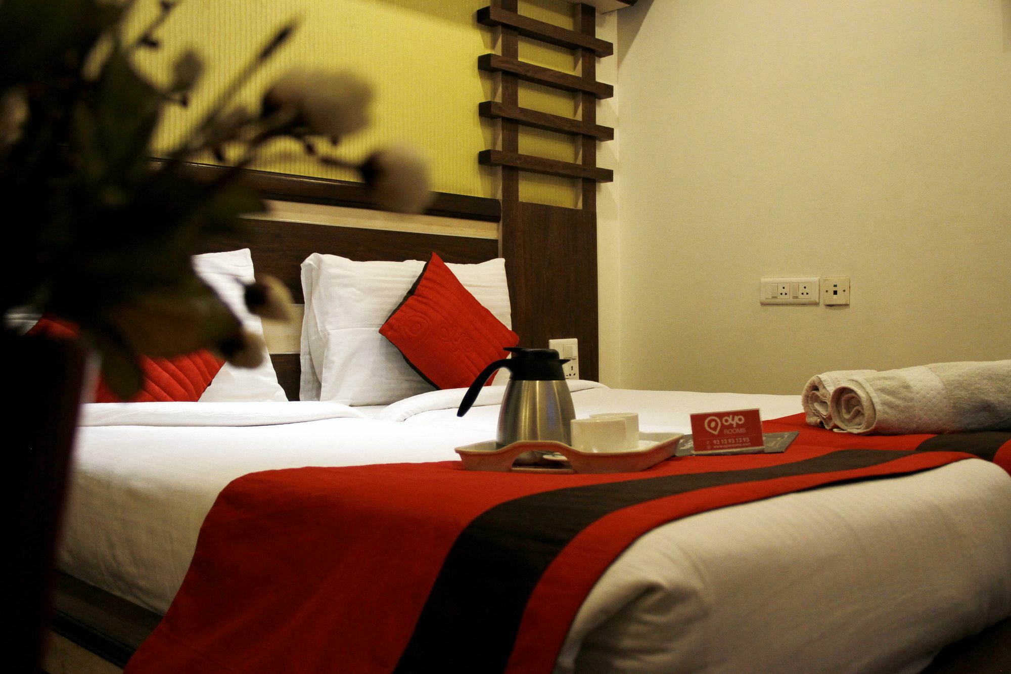 Capital O Metro View Near Satyam Inox Patel Nagar Hotel