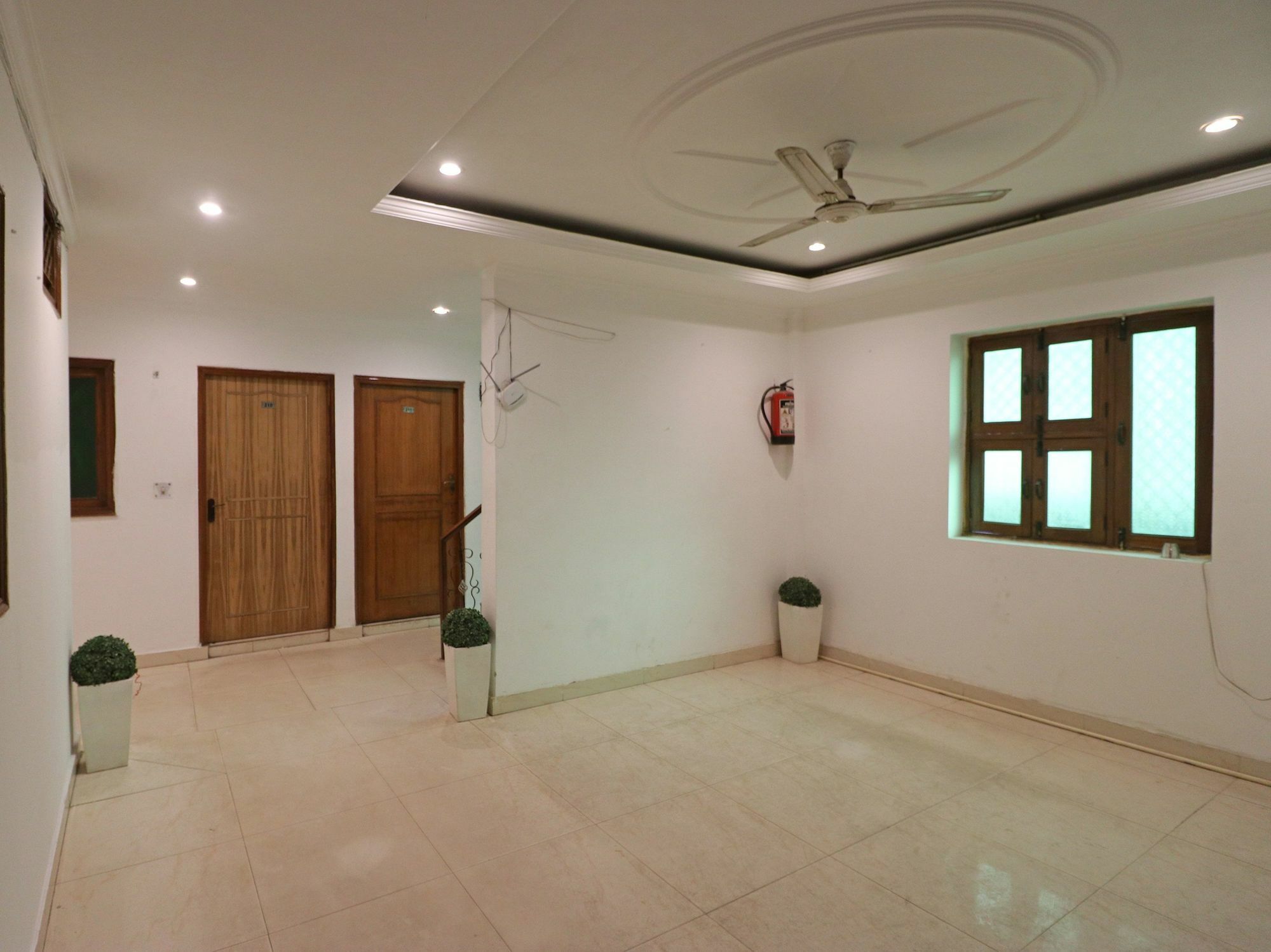 Sherawat Hotel New Delhi