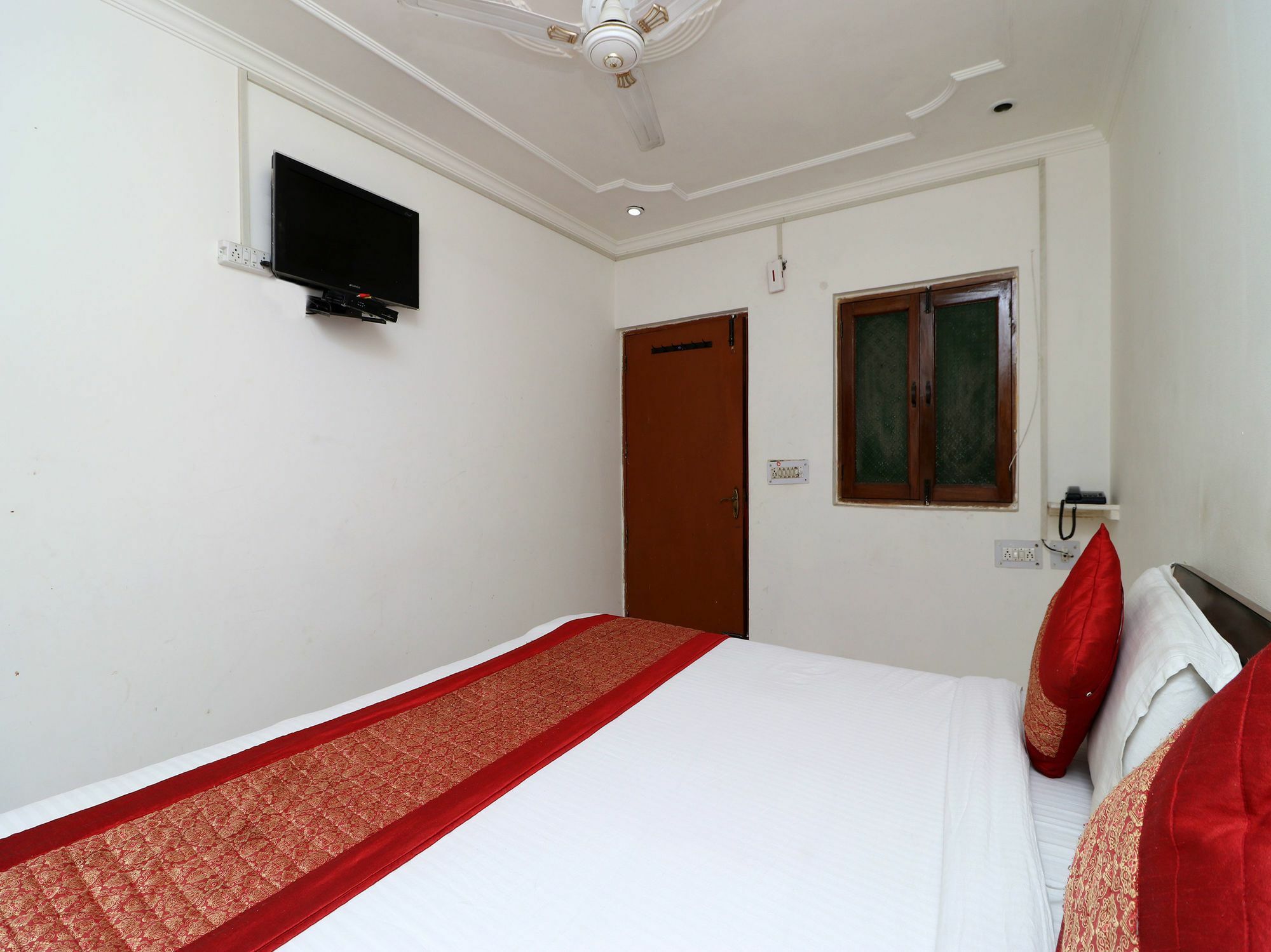 Sherawat Hotel New Delhi
