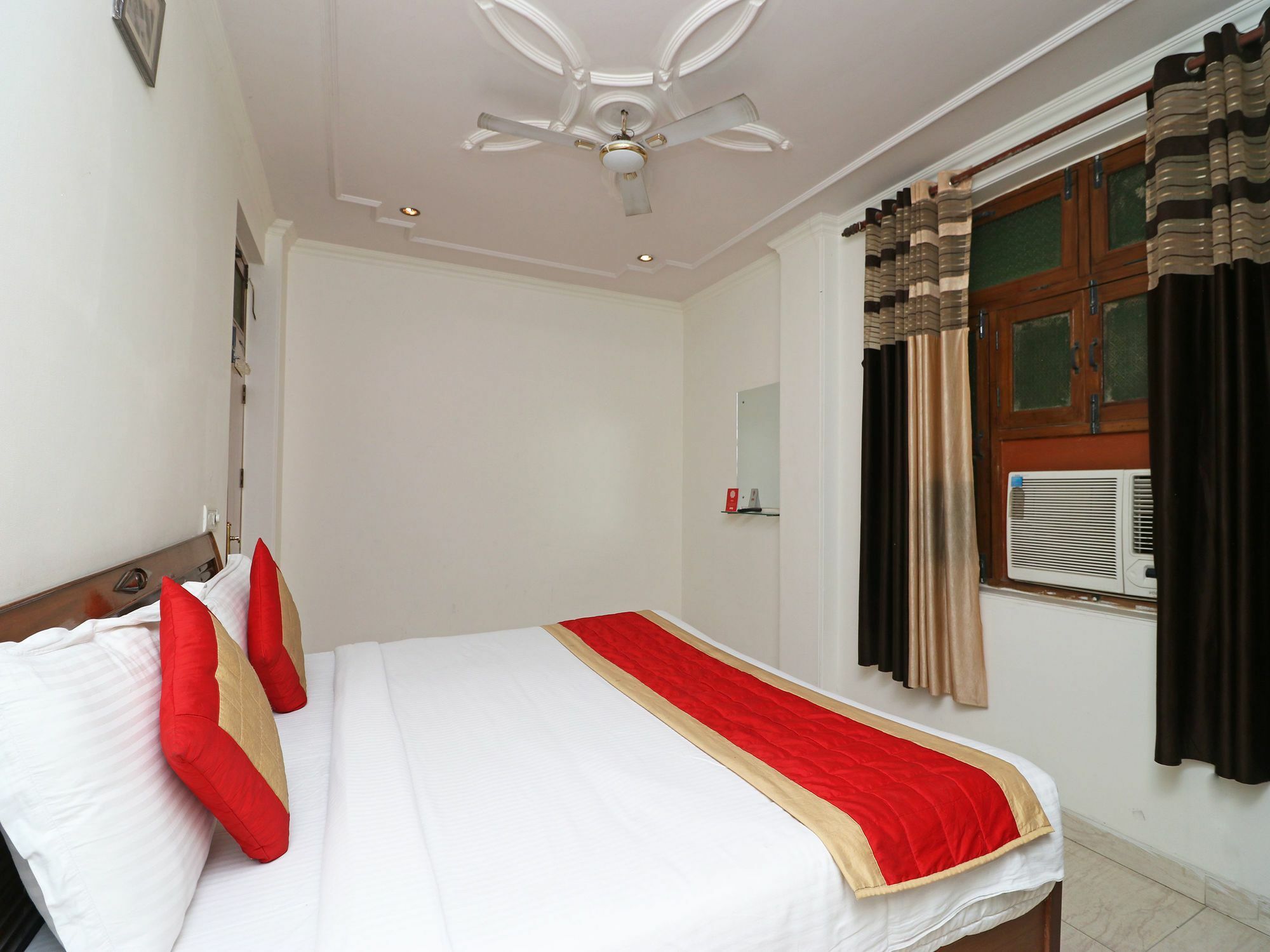 Sherawat Hotel 3*