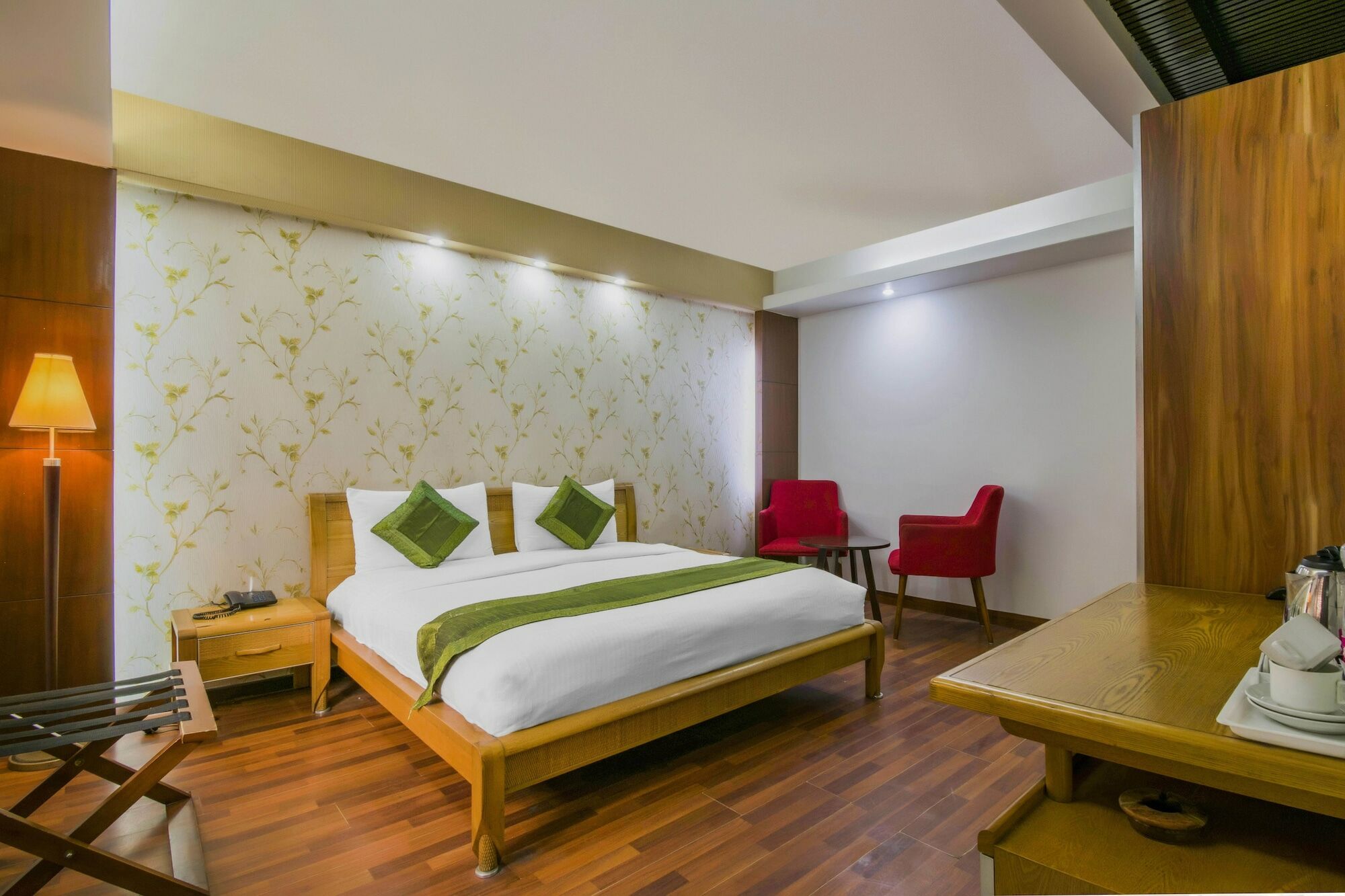 Sisley The Boutique 3*