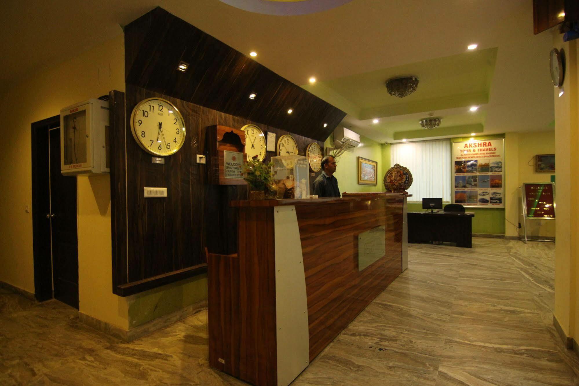 Castle Blue Near Igi Airport Hotel Nova Deli