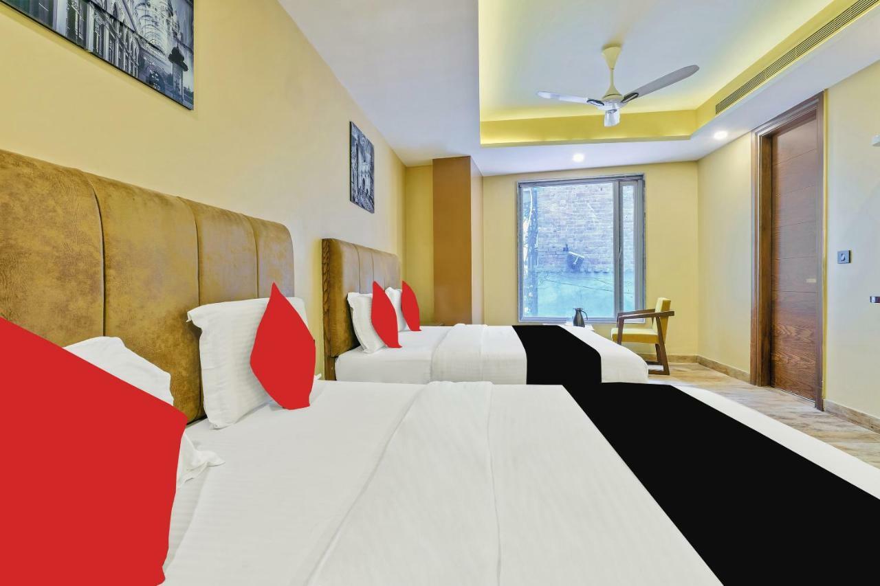 Staybook Nitya Maharani Free Airport Pickup 4*