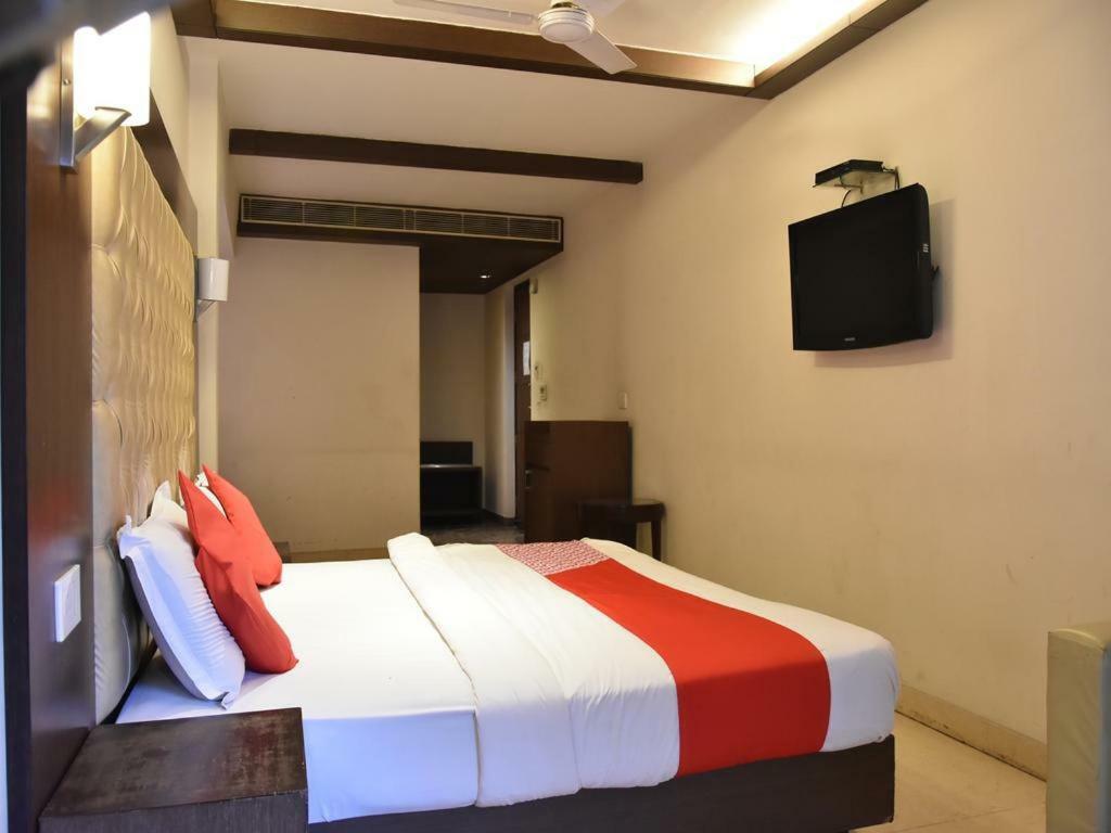 Hotel Metropolis Tourist New Delhi