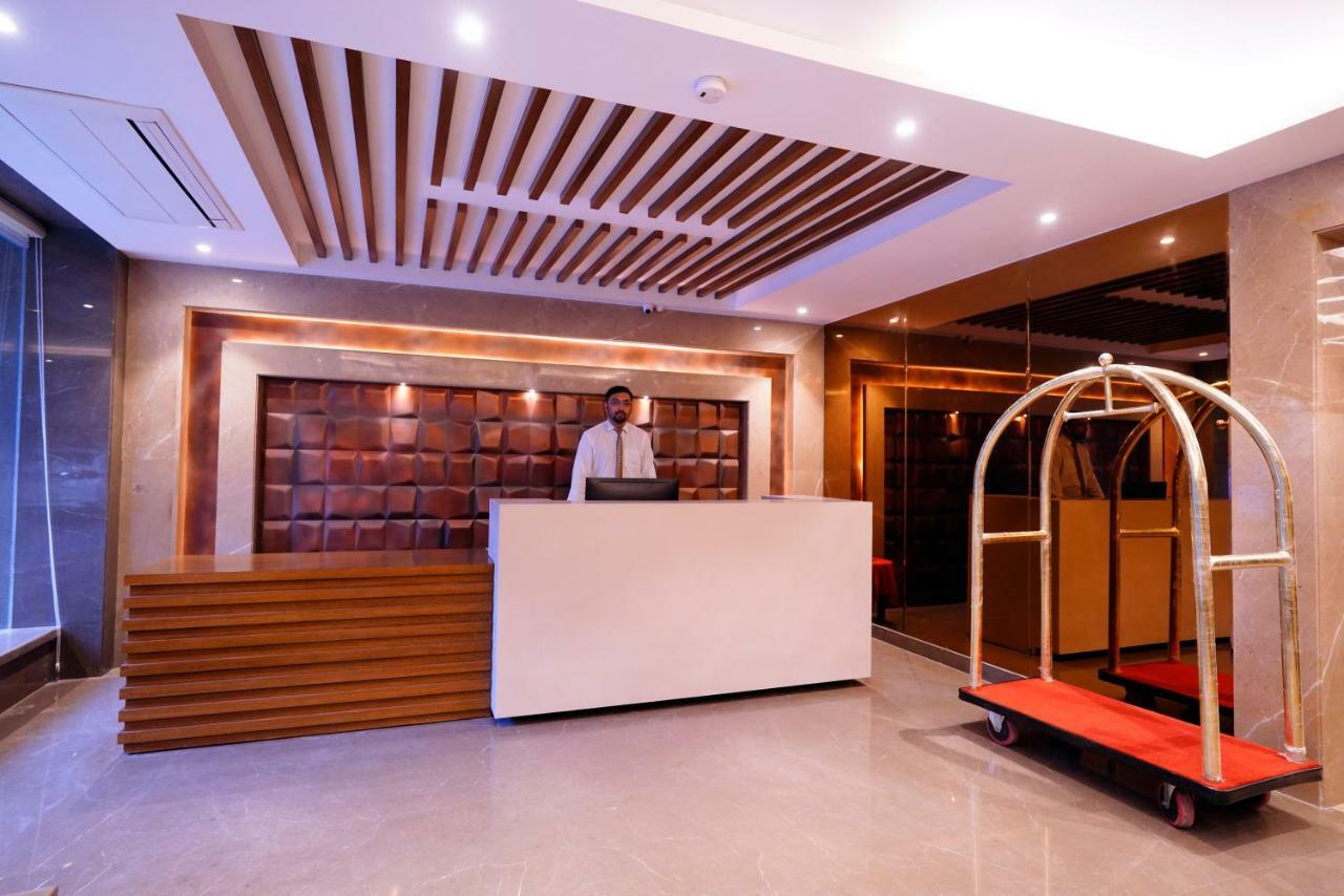Pride With Free Airport Pickup 4* Nova Deli