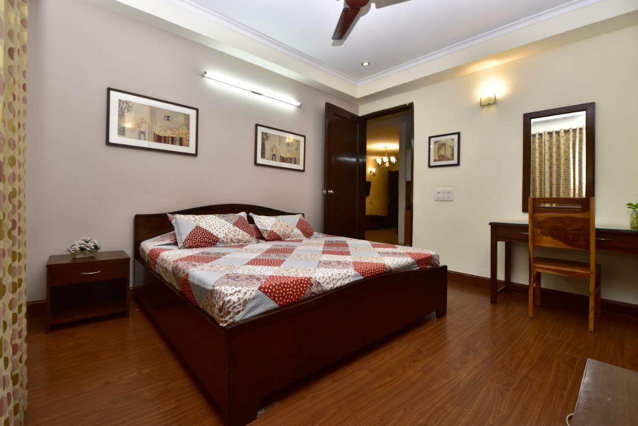 2bhk Comfortable Furnished Serviced In Hauz Khas - Woodpecker Inn