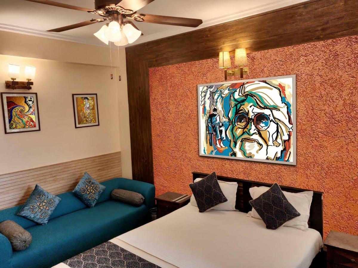 Royale Connaught Retreat * New Delhi