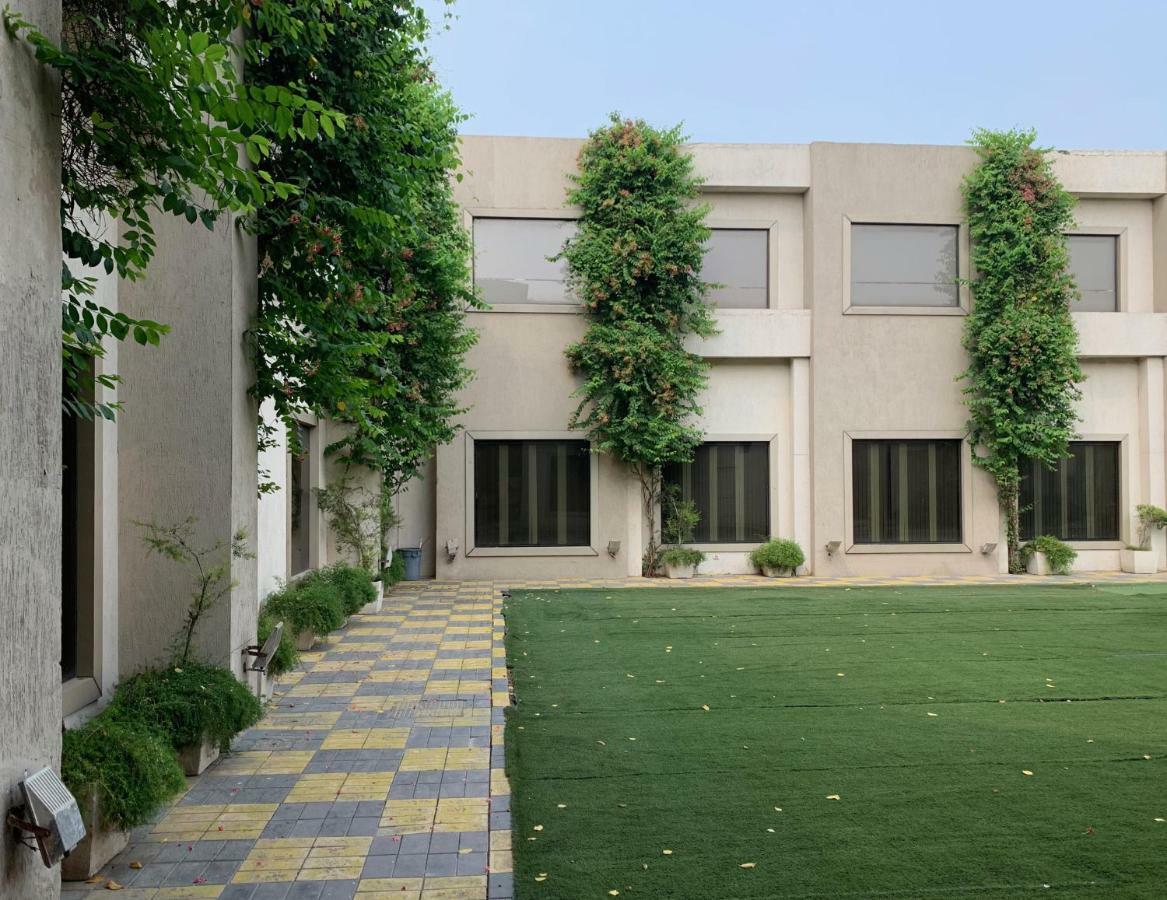 Mohan Vilaas Hotel 3*