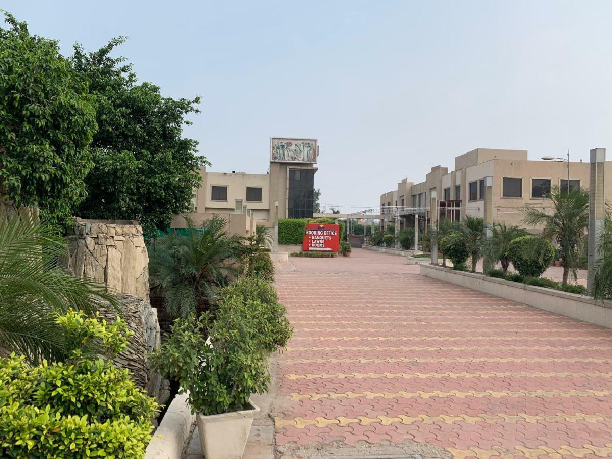 Mohan Vilaas Hotel