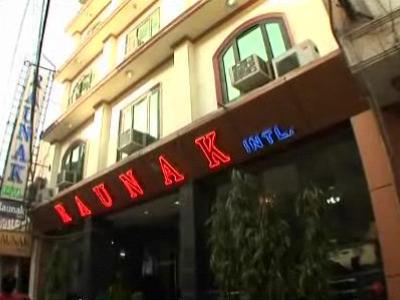 Raunak International 3*