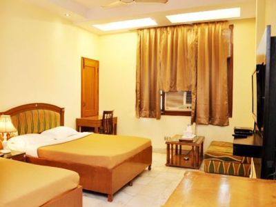 Hotel O Grand 3*