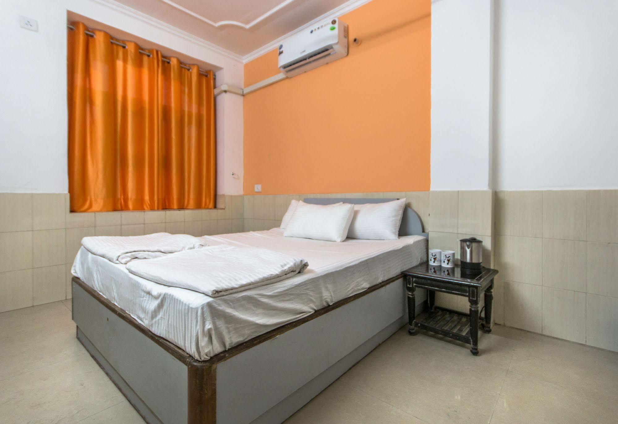 Albergue Bunk Hostel Delhi *