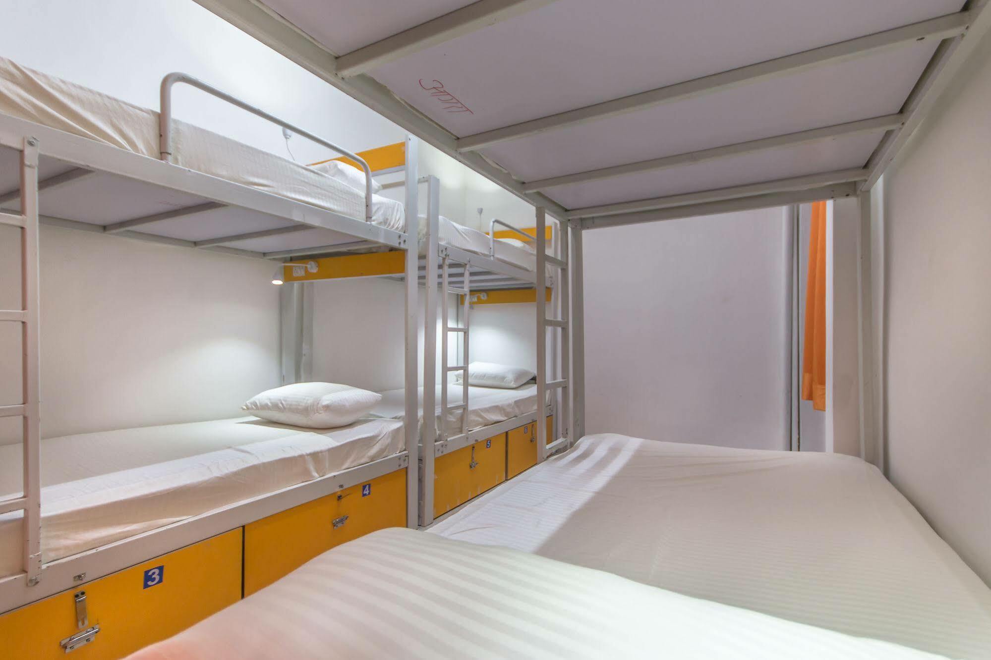 Bunk Hostel Delhi Albergue