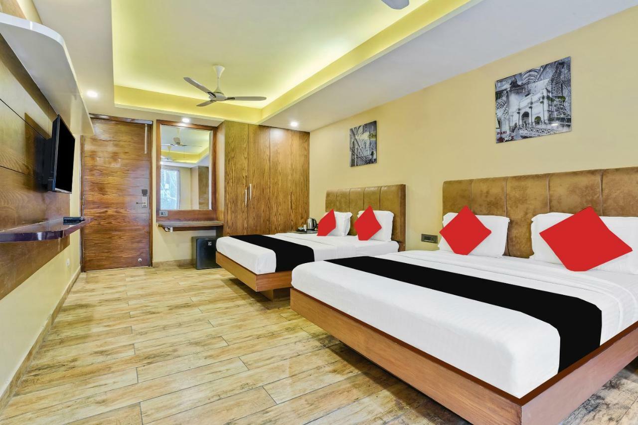 Staybook Nitya Maharani Free Airport Pickup 4* New Delhi