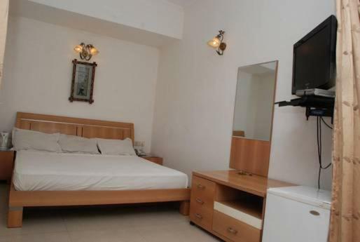 Hotel Solo Victoria New Delhi