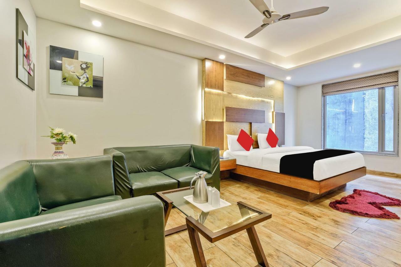 Staybook Nitya Maharani Free Airport Pickup New Delhi