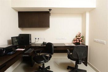 Fabhotel Aashraye Hotel