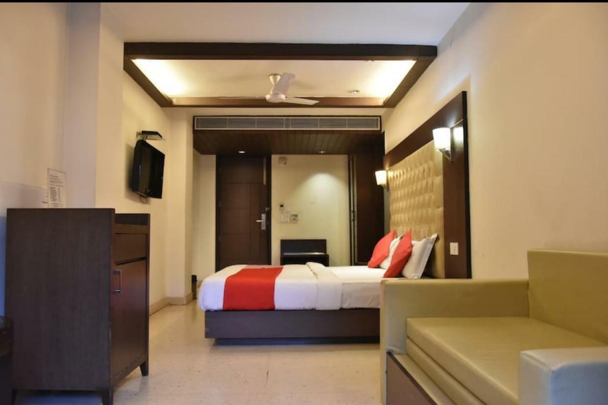 Hotel Metropolis Tourist 3*
