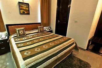 Fabhotel Cosy Palace New Delhi