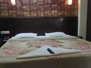 Hotel Elegant International