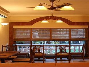 Bed & Breakfast The Estate 3*