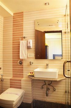 Grand Plaza Hotel New Delhi