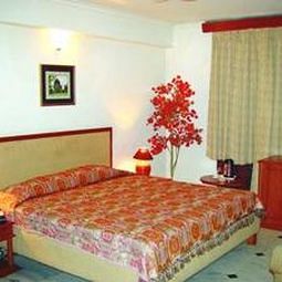 Fabexpress Welcome Palace Near Railway Station Hotel 3*