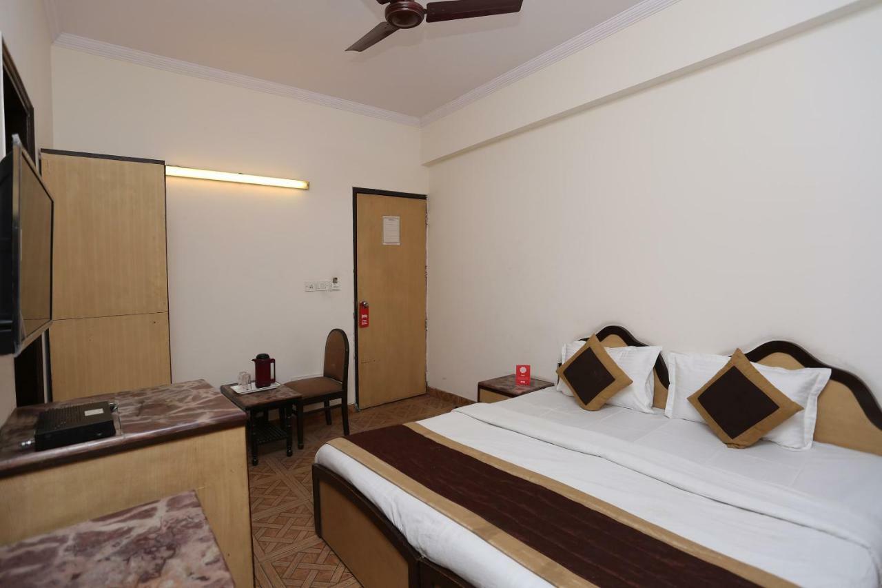 Oyo 13541 Otani Guest house Delhi (National Capital Territory of India)