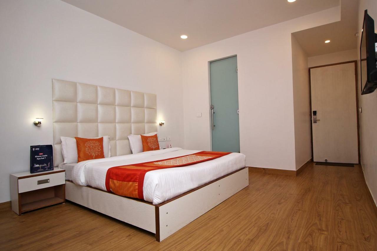Capital O 18777 Chanson Hotel 3*