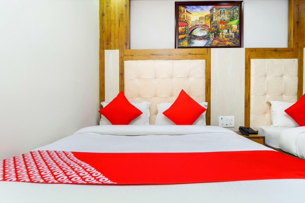 Hotel Harsha International 3*