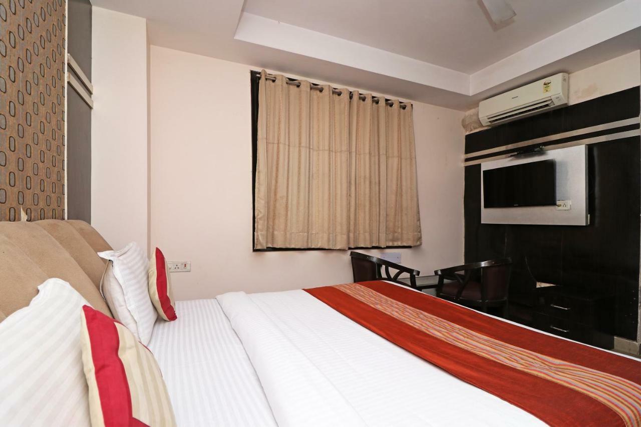 Blue Pearl - Free Airport Pick Up Hotel New Delhi