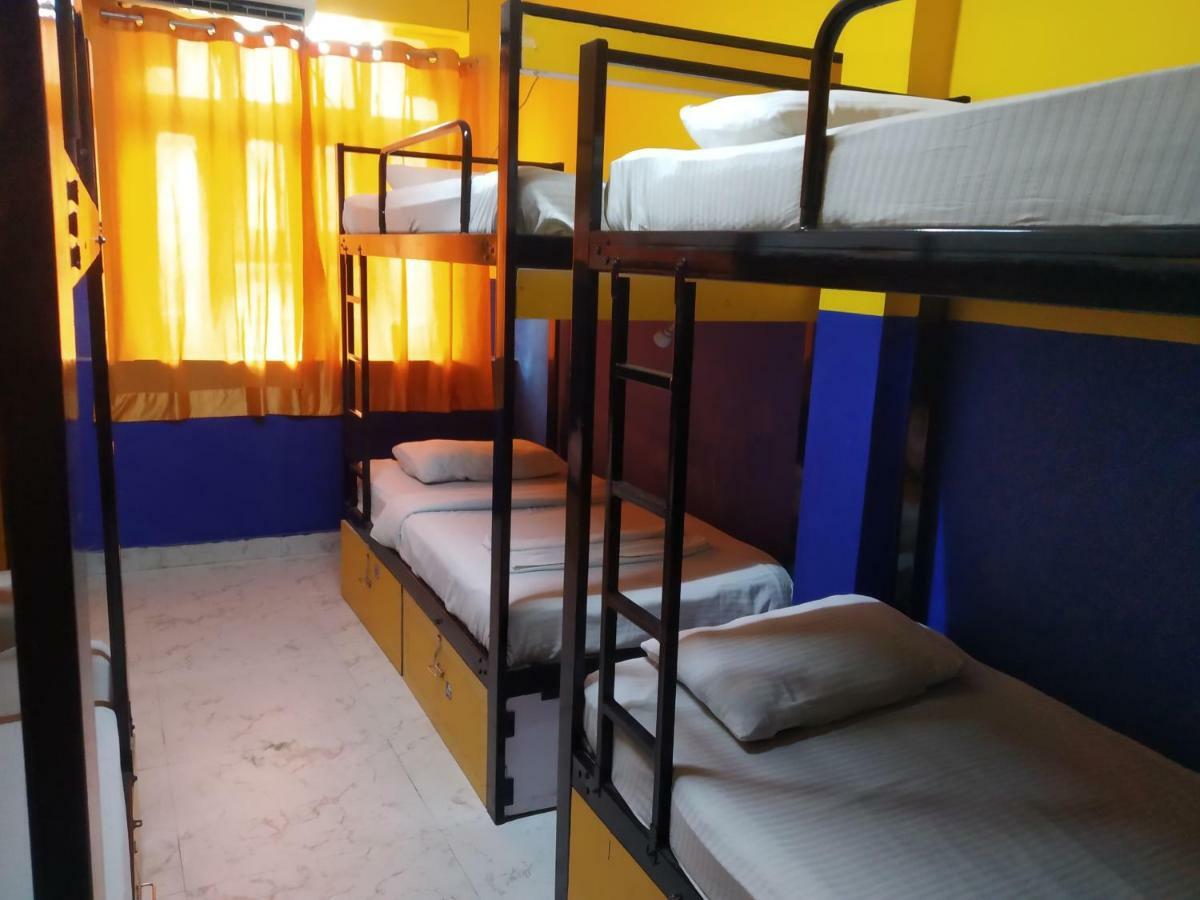 Bunk Hostel Delhi Albergue