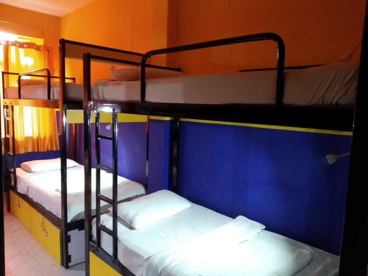 Bunk Hostel Delhi *
