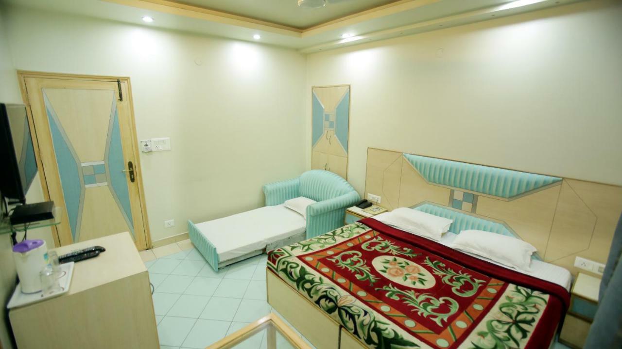 Hotel Megha Sheraton New Delhi