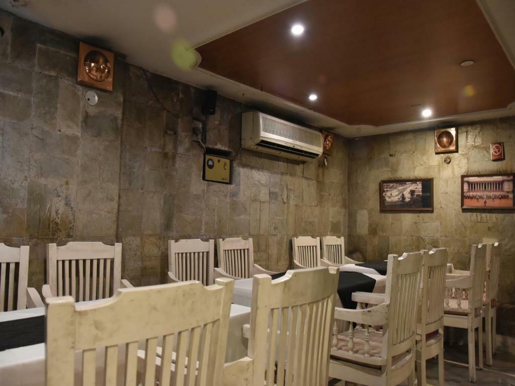 Hotel Metropolis Tourist 3*