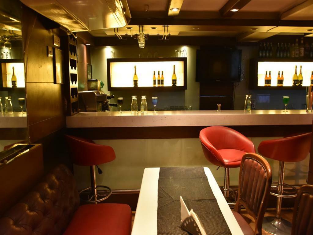 Metropolis Tourist 3* New Delhi
