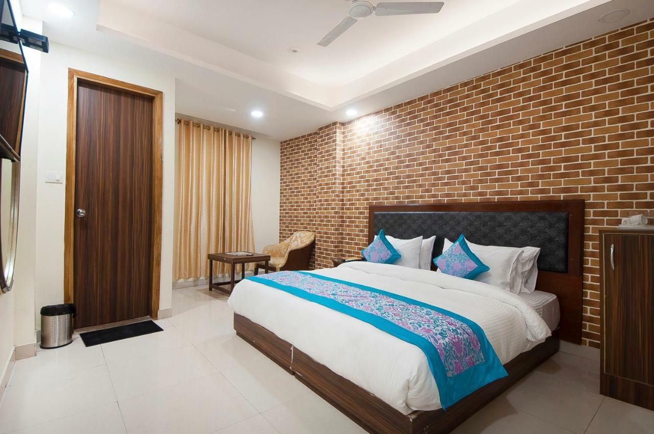 Hotel Platinum Delhi Airport