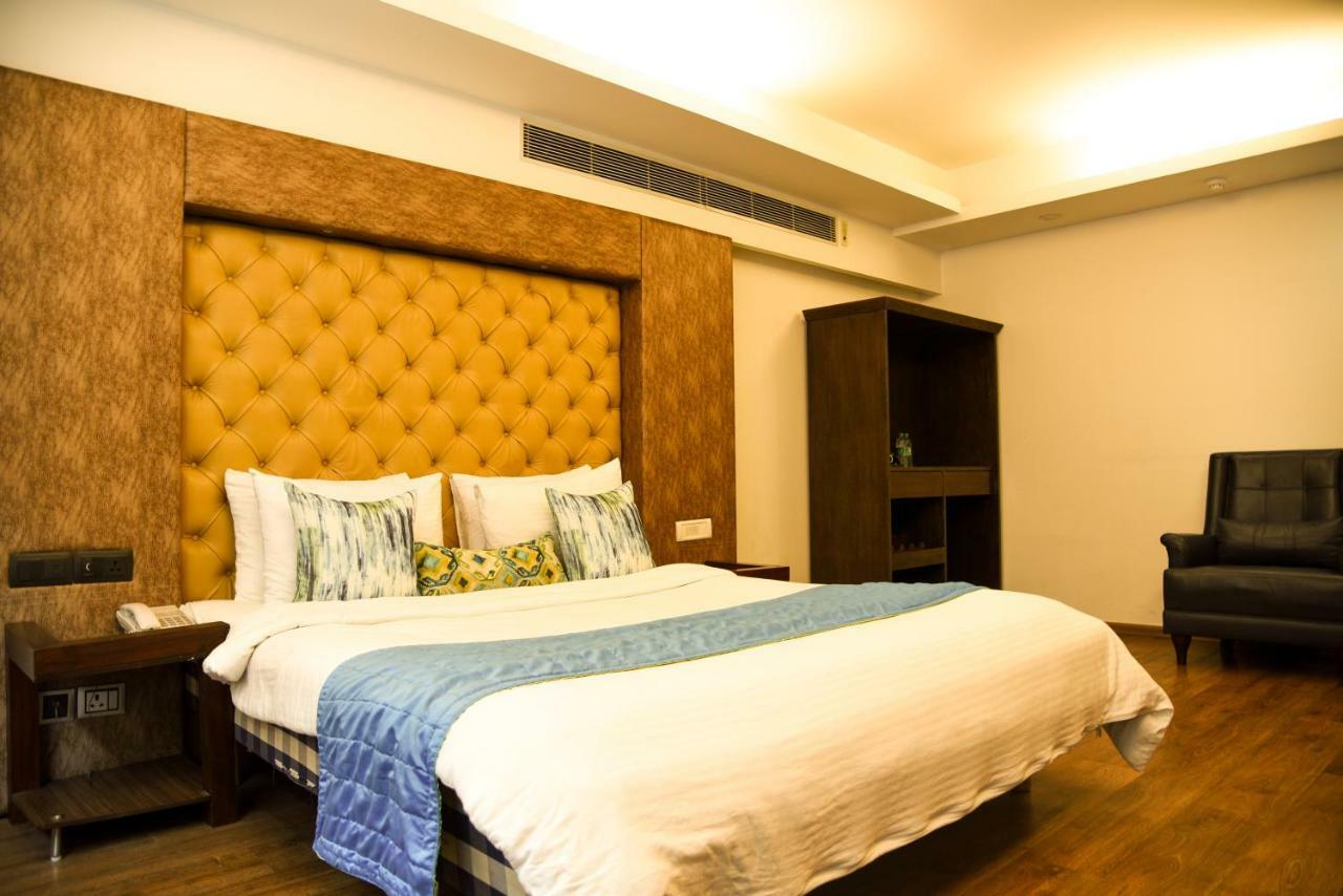 Hotel Virohaa 3*