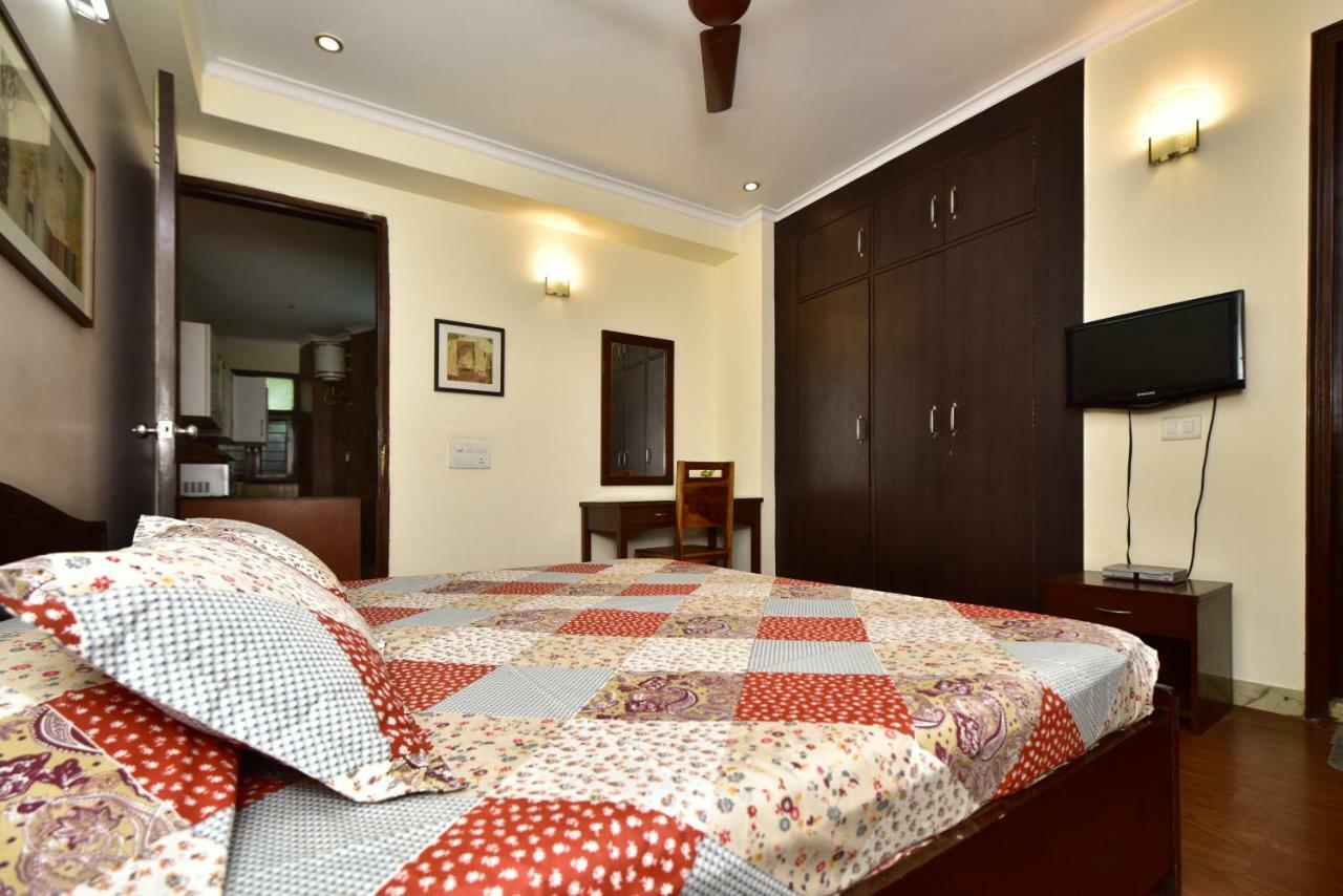 2bhk Comfortable Furnished Serviced In Hauz Khas - Woodpecker Inn