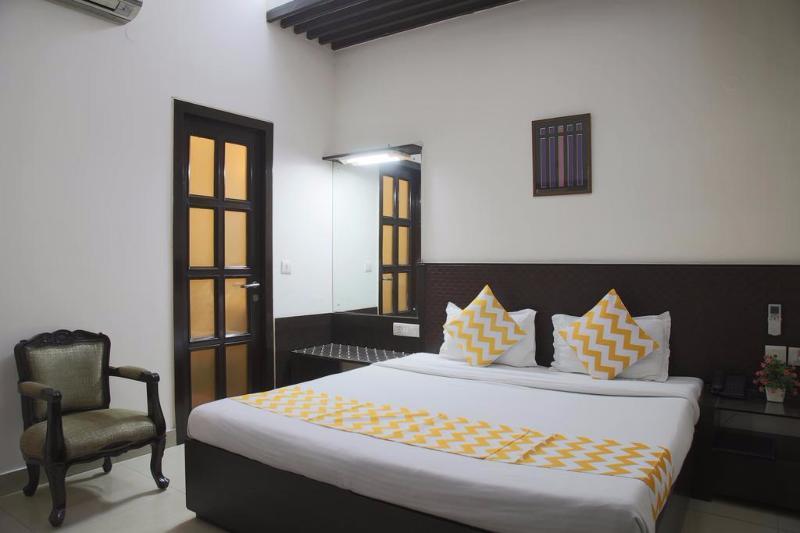 Fabhotel Aashraye New Delhi