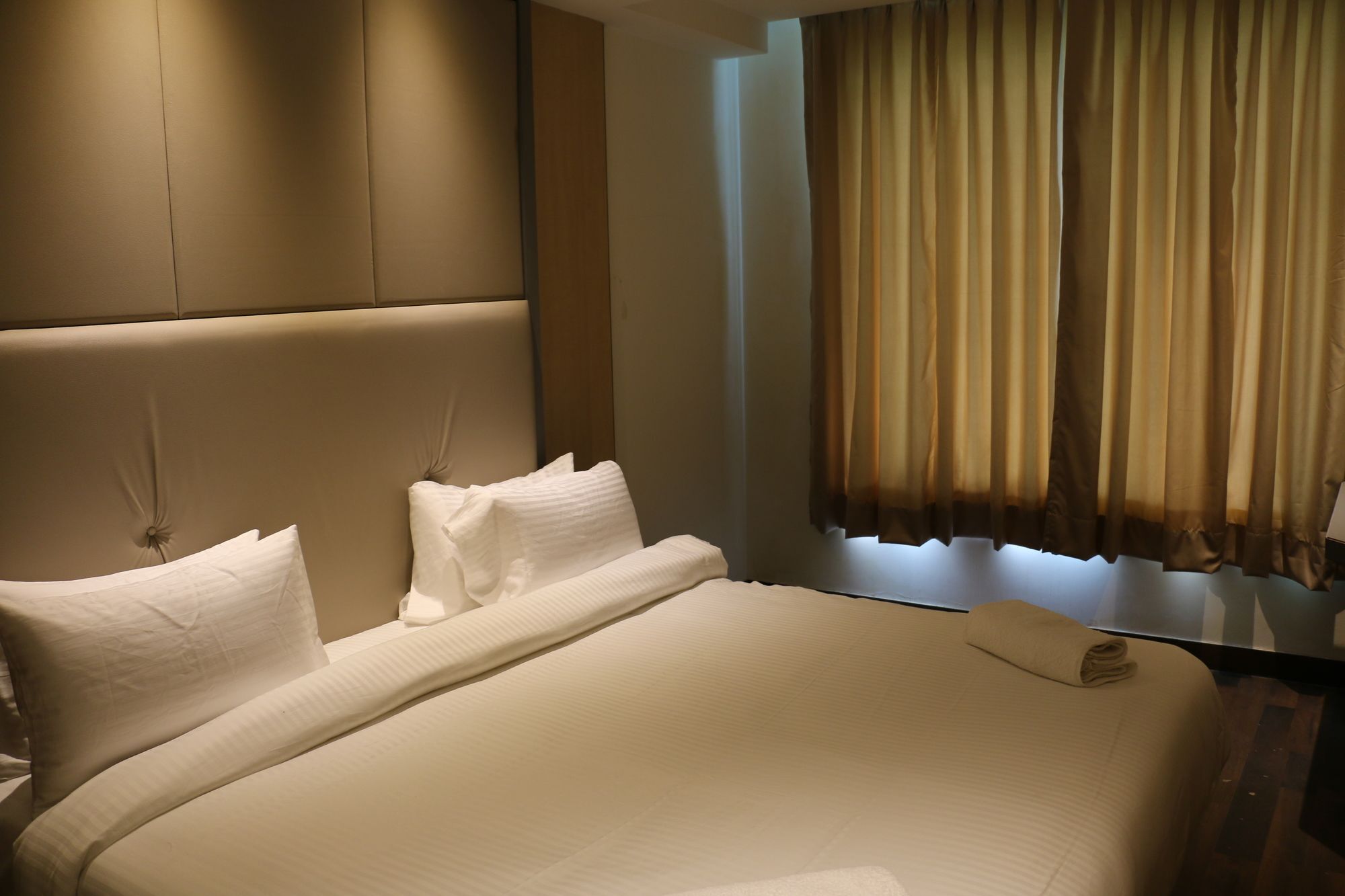 Hotel Superb 5 Mins Walk From Station 3*